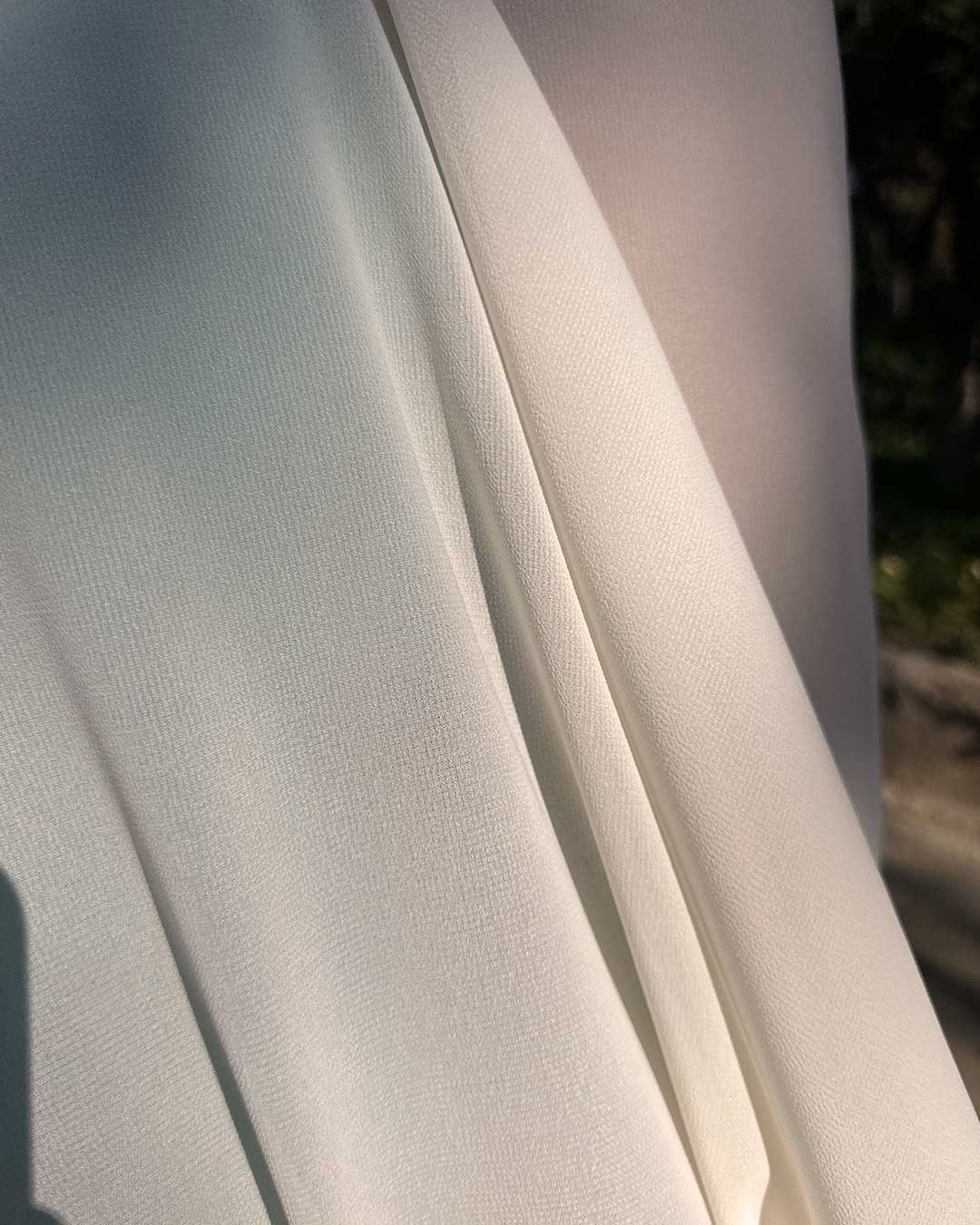 Tela de capa de gasa, suave y agradable.