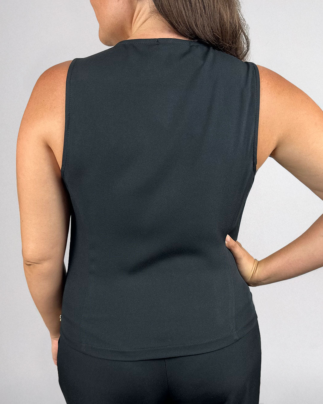 Chaleco crepe negro