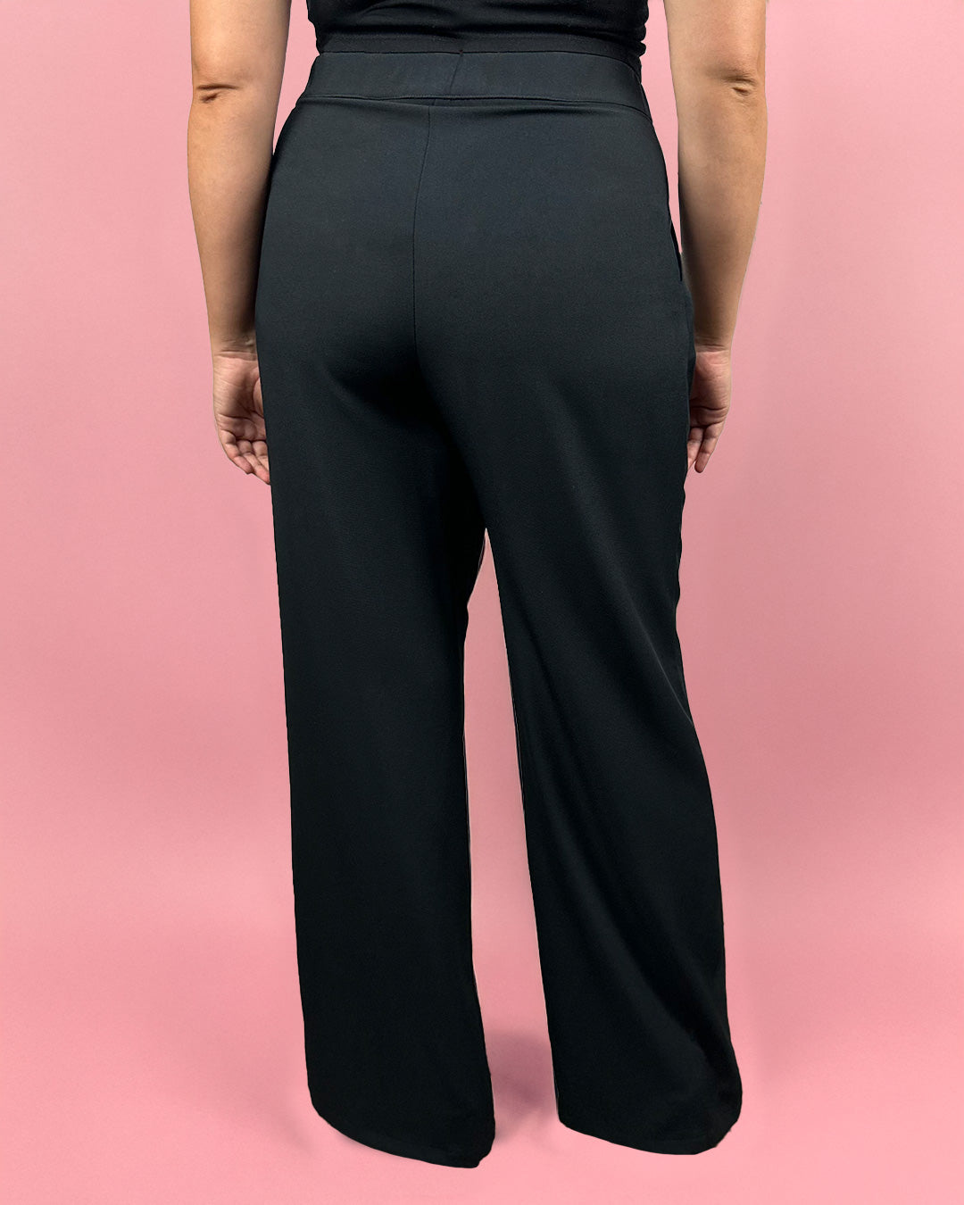 Pantalón crepe negro